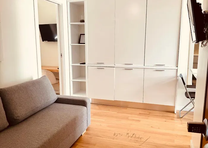 Futura Exclusive Suite 2