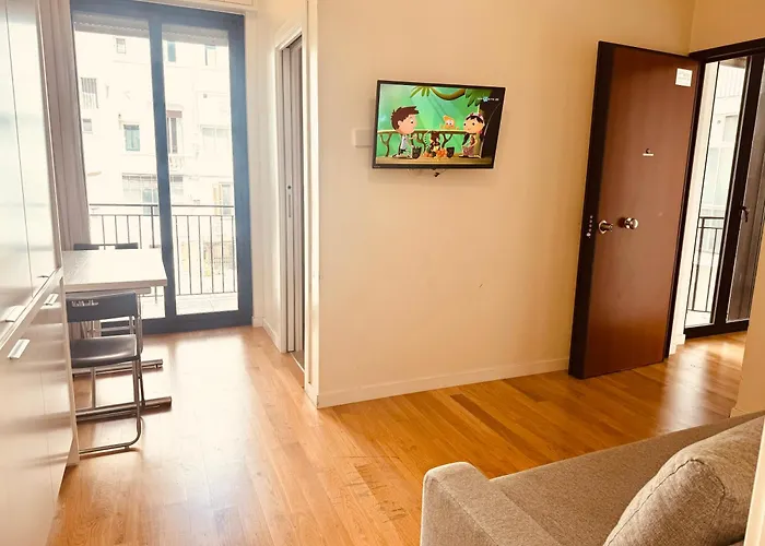 Futura Exclusive Suite 2